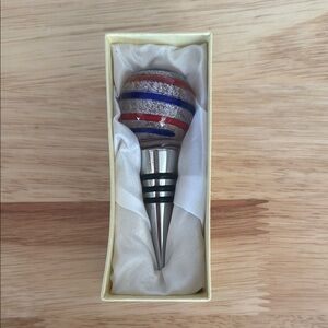 Elegant Glass Blown Wine Stopper